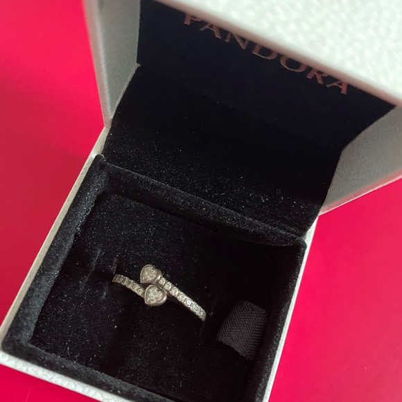 PANDORA Two Sparkling Hearts Ring - Picture 4 of 4